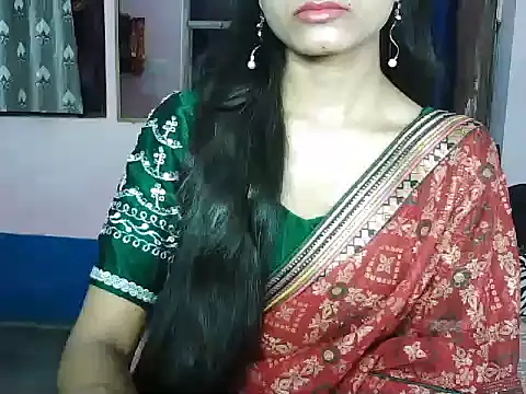 Snapshot of ROSE_GOLDE chatting on 10.12.25 ROSE GOLDE online show from 10.12.25