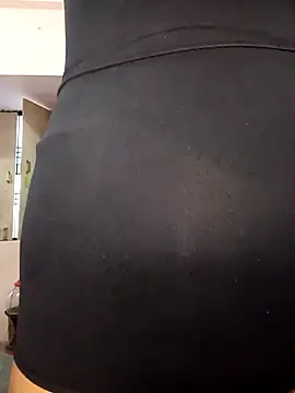 hotmanshi online show from 10.15.25