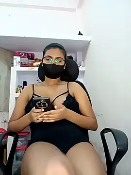 hotmanshi online show from 10.16.25