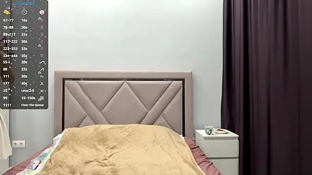 Wow Akemi online show from 10.21.25