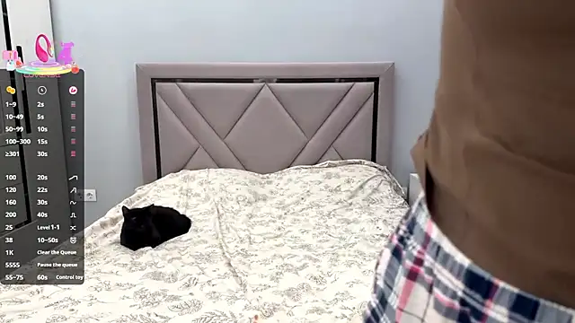 Snapshot of Wow_Akemi chatting on 02.10.26 Wow Akemi online show from 02.10.26