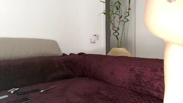 ssandraxo online show from 10.15.25