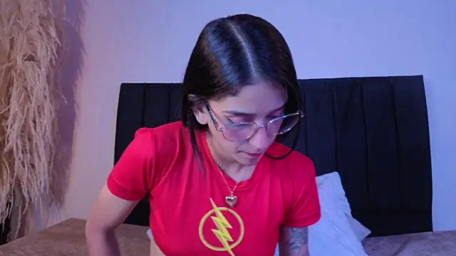 DanielaMonroe online show from 11.25.25