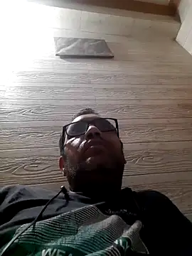 Hot-boy077 online show from 10.26.25