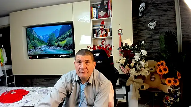 SpartacusDaddy48 online show from 05.13.26