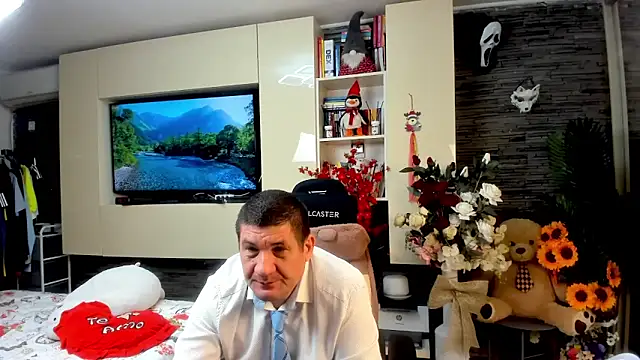 SpartacusDaddy48 online show from 05.28.26