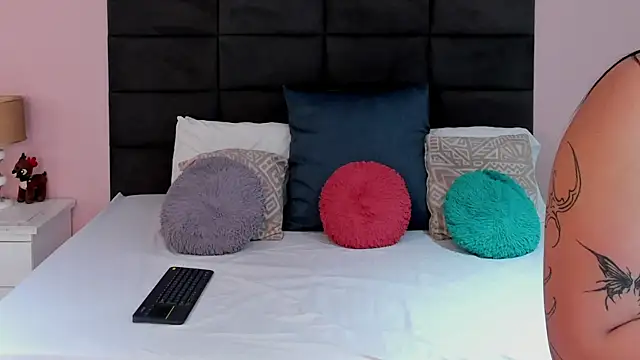 Abby-campbel online show from 12.17.25