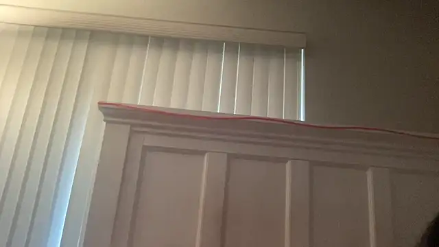 sweetnjuicyyy online show from 10.12.25