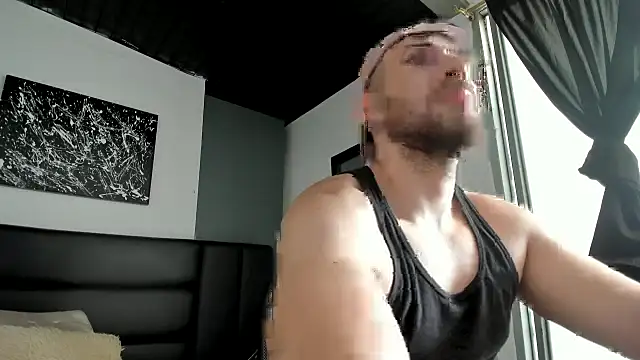 Snapshot of Maximo_Wolff chatting on 09.24.25 Maximo Wolff online show from 09.24.25