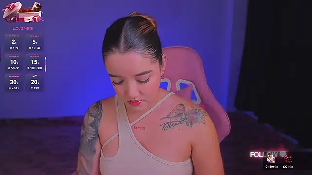 lunaarose online show from 09.26.25