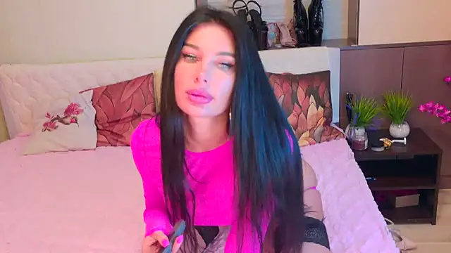 Snapshot of AlexaBilie chatting on 09.20.25 AlexaBilie online show from 09.20.25