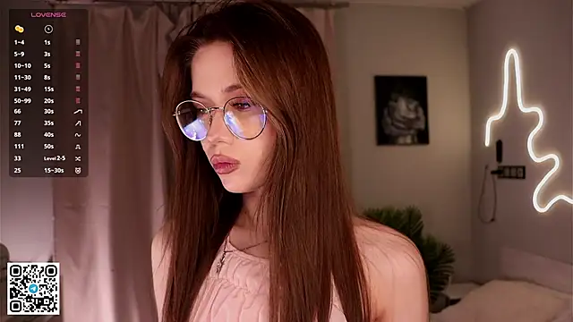 BeatrixCharton online show from 10.29.25