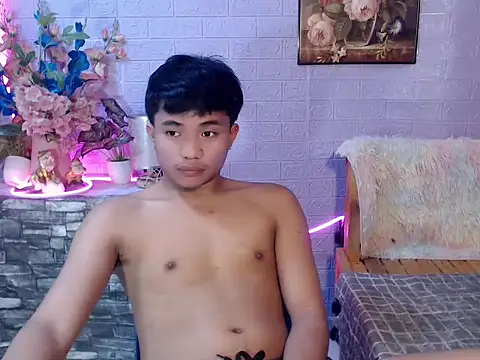 Snapshot of mostwantedtwink chatting on 08.06.26 mostwantedtwink online show from 08.06.26