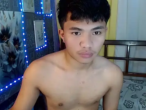 Snapshot of mostwantedtwink chatting on 08.07.26 mostwantedtwink online show from 08.07.26