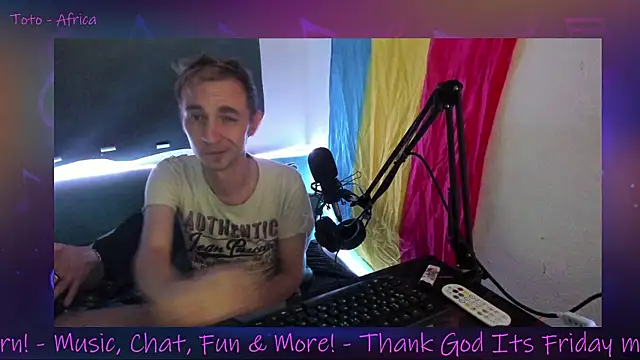 Snapshot of DaveLindau chatting on 09.12.25 DaveLindau online show from 09.12.25