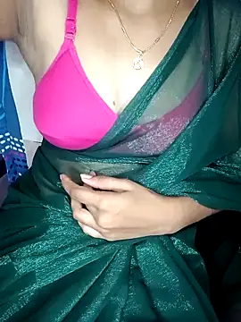 Nidhi lovely online show from 10.12.25