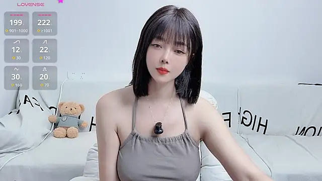 uikyy1 online show from 10.19.25