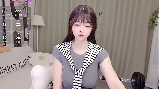 uikyy1 online show from 04.13.26