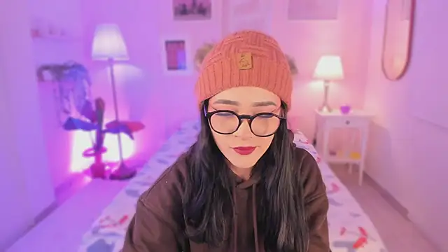 Snapshot of emma_soul1 chatting on 09.17.25 emma soul1 online show from 09.17.25