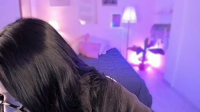 Snapshot of emma_soul1 chatting on 10.14.25 emma soul1 online show from 10.14.25