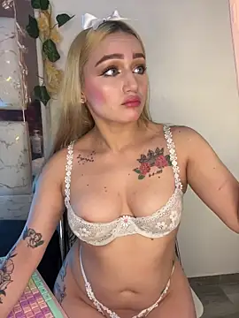 Sara Sophia420 online show from 06.25.26