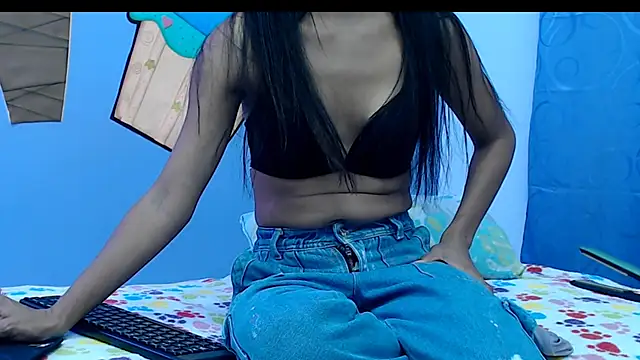 Snapshot of celesteskinny18 chatting on 09.13.25 celesteskinny18 online show from 09.13.25