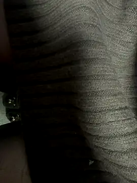 HiddenHoneyLDN online show from 09.18.25