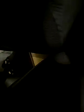 HiddenHoneyLDN online show from 10.08.25