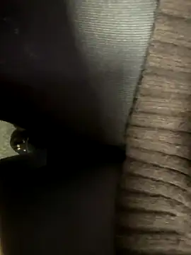 HiddenHoneyLDN online show from 11.28.25