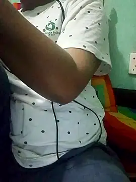 Snapshot of Maria_Mahi chatting on 10.19.25 Maria Mahi online show from 10.19.25