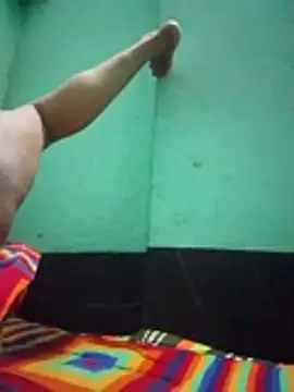 Snapshot of Maria_Mahi chatting on 10.27.25 Maria Mahi online show from 10.27.25