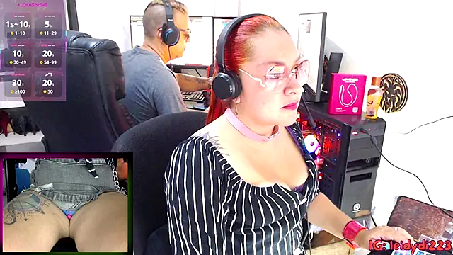 leidydi223 online show from 10.14.25