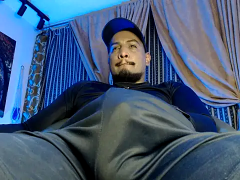 ElCaballeroNegro24 online show from 10.25.25