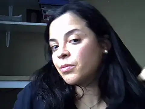 ITALIANASISIXX online show from 12.22.25