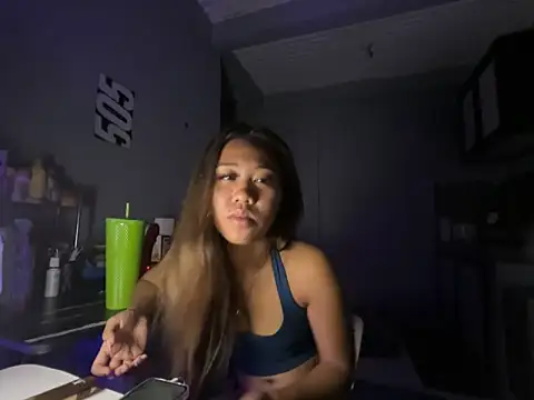 PinayLina18 online show from 05.08.26