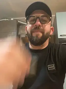 Snapshot of andrey1887 chatting on 02.16.26 andrey1887 online show from 02.16.26