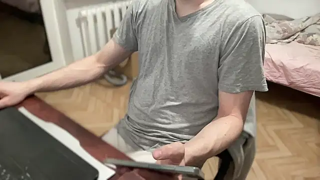 Rosea Champagne online show from 09.15.25