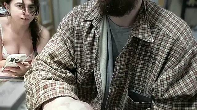 Rosea Champagne online show from 10.31.25