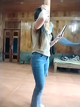 PhienPhien online show from 10.27.25