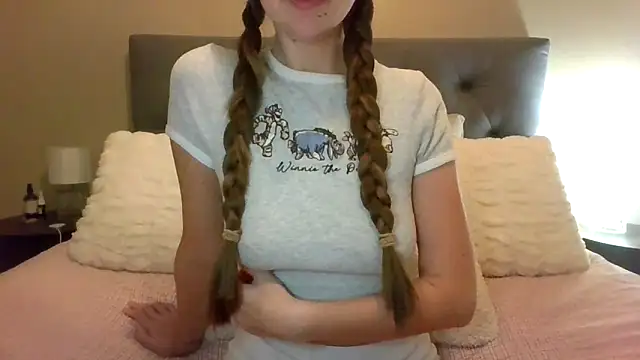 TaylorWest62 online show from 12.22.25