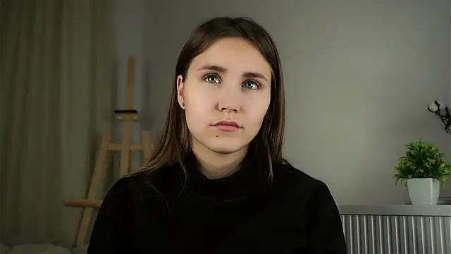 EthalFlowers online show from 10.18.25