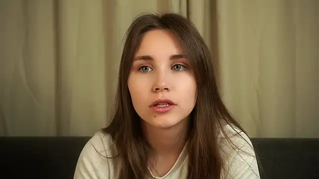 EthalFlowers online show from 10.29.25