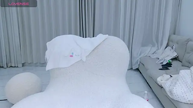 rainybb online show from 10.15.25