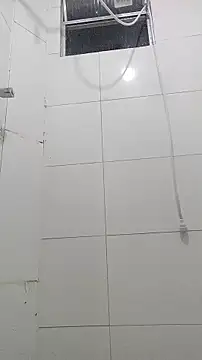 indiazinhabella27 online show from 12.18.25