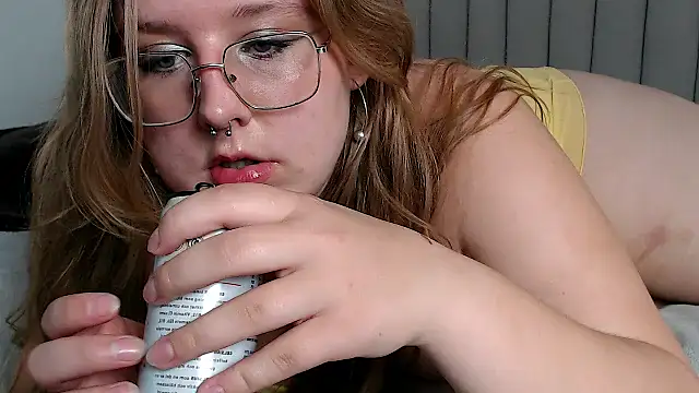 AgnesRoseCams online show from 10.03.25