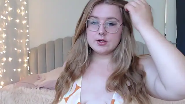 AgnesRoseCams online show from 06.18.26