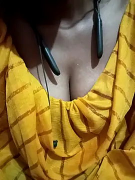 kaviyaponnu0987 online show from 05.16.26