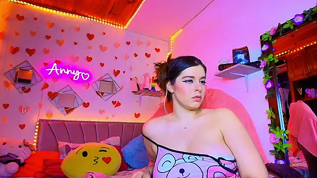 Anny Hurtado online show from 09.28.25