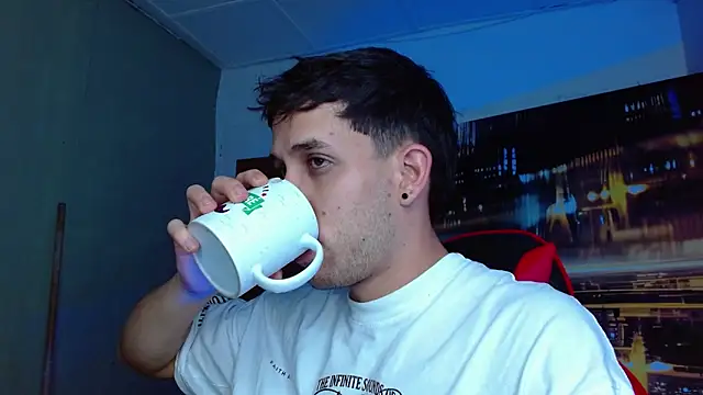 alexgiraldo   online show from 04.12.26