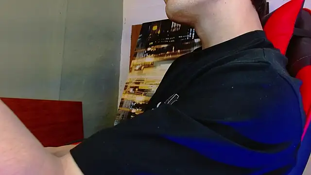 Snapshot of alexgiraldo__ chatting on 06.15.26 alexgiraldo online show from 06.15.26